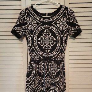 ROMEO & Juliet Couture mini dress black and white damask print formal knit dress